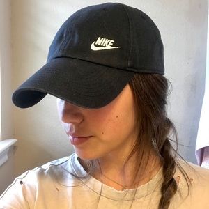 Black Nike Hat